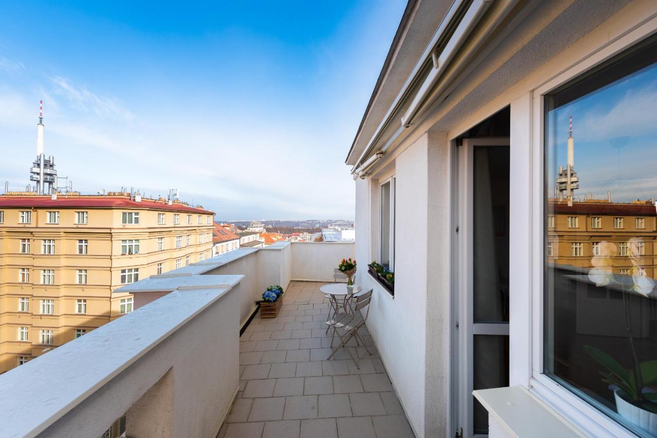 Bright Charming Apt With Terrace, Parking & Airco. Praga Exterior foto
